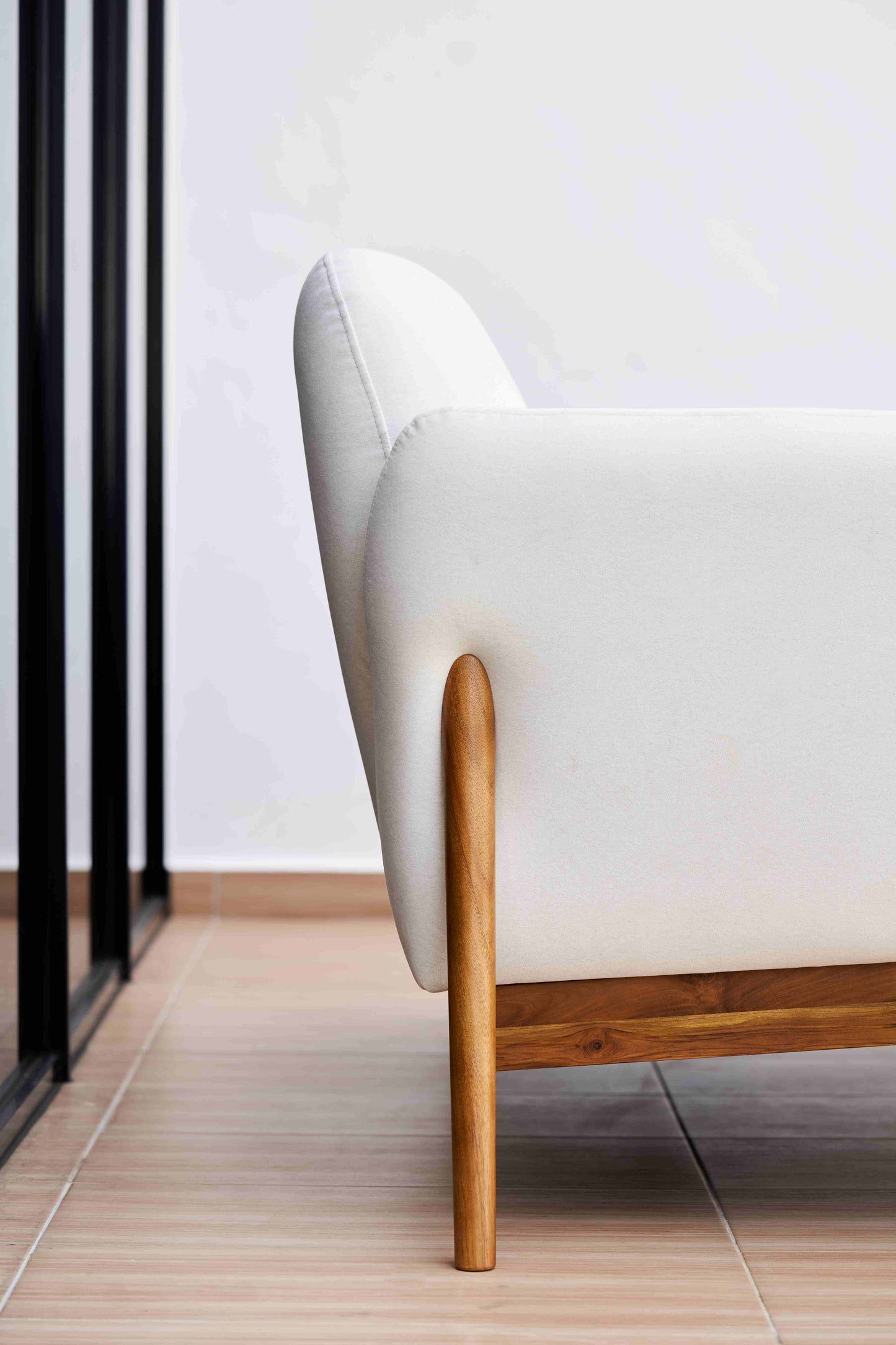 Teak Sofa - GEOVANA