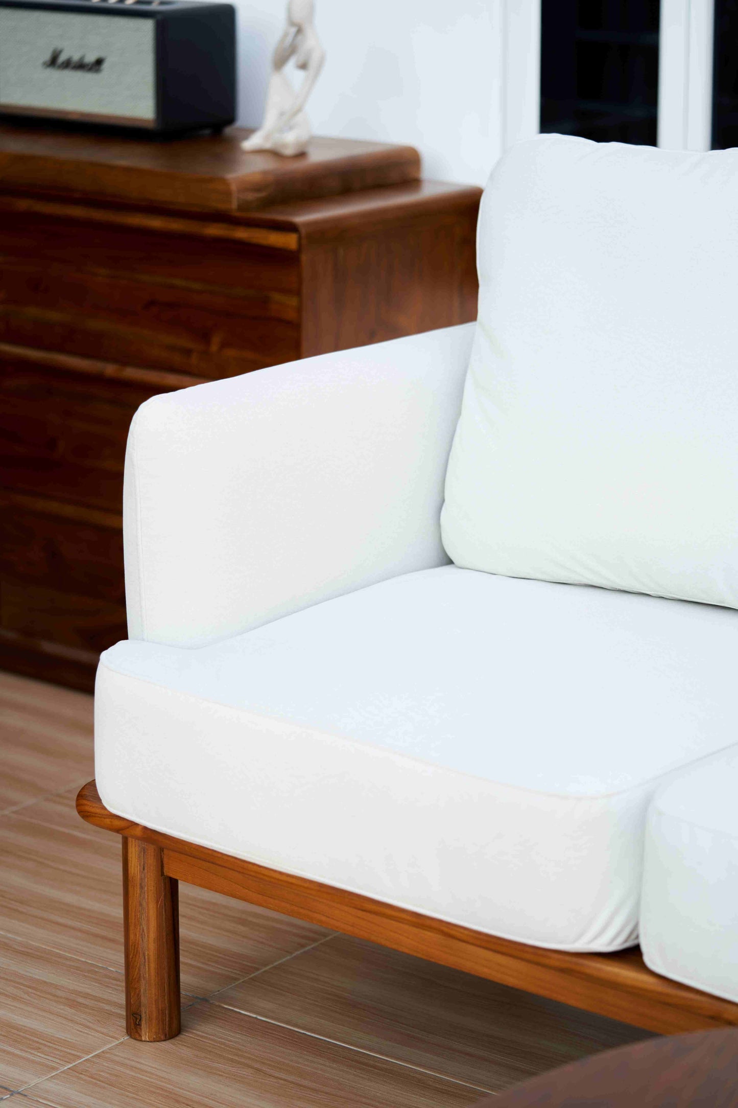 Teak Sofa - IZUMI