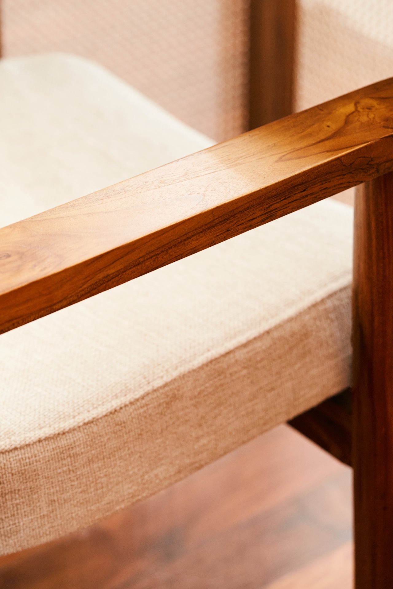 Teak Chair - KAISHI