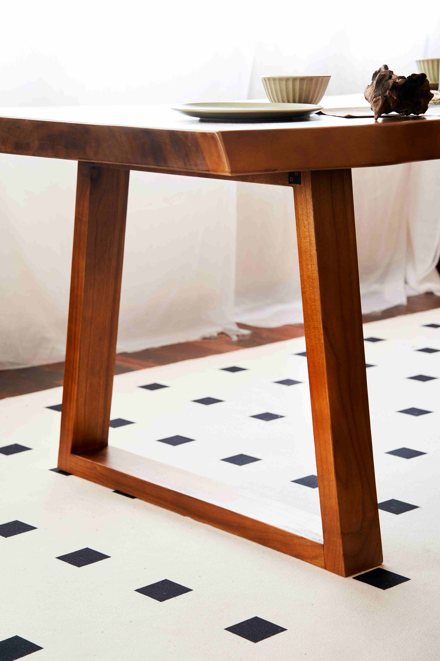 Teak Dining Table - KANA