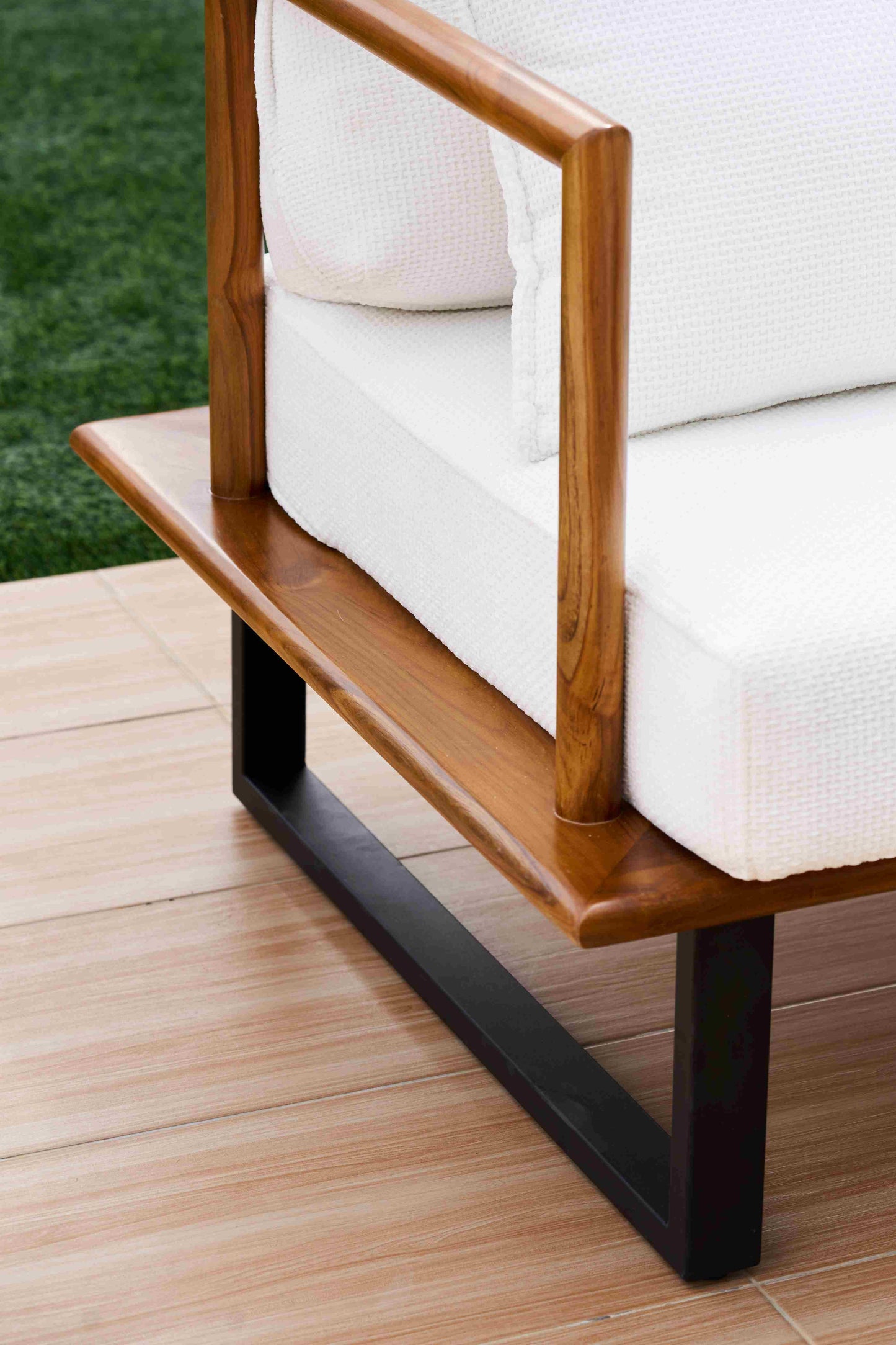 Teak Sofa - TAIYO