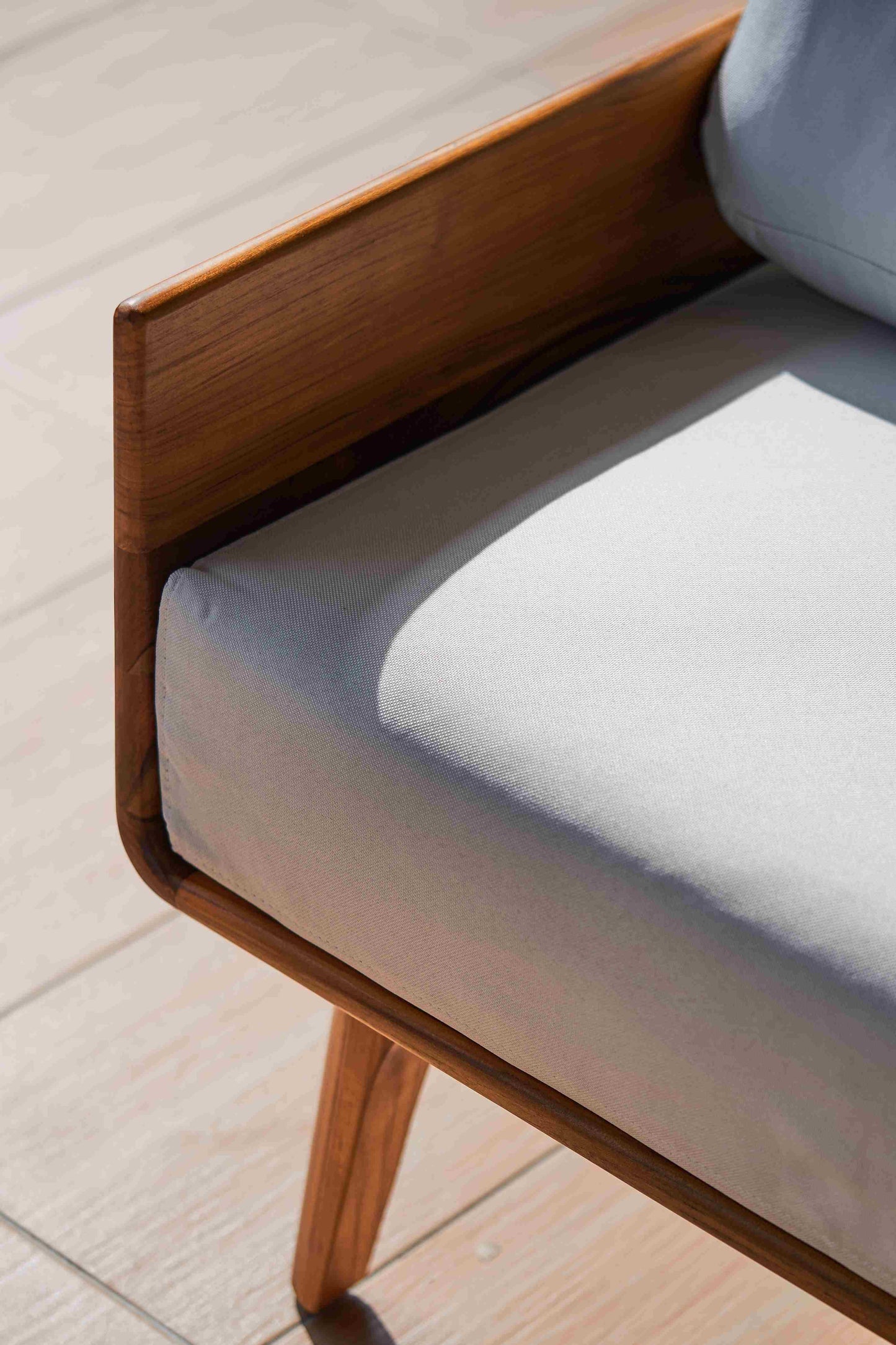 Teak Sofa - TIAGO