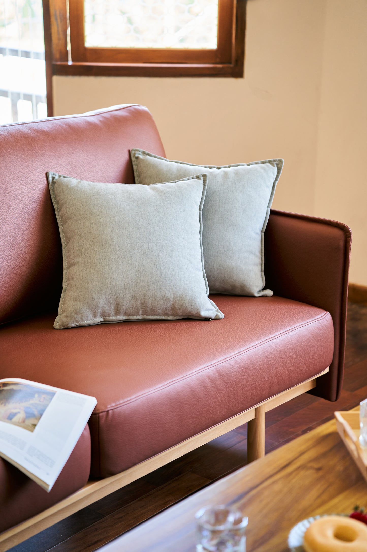 Teak Sofa - UTANO